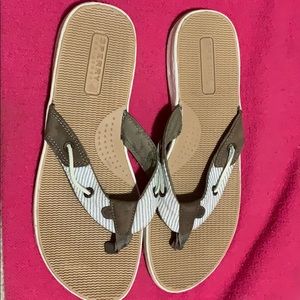 Sperry w 10 flip flop